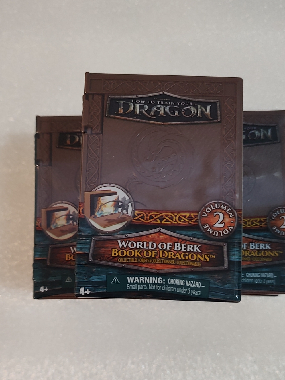 World of Berk Book of Dragons Vol. 2 - Brown Lot Of 5
